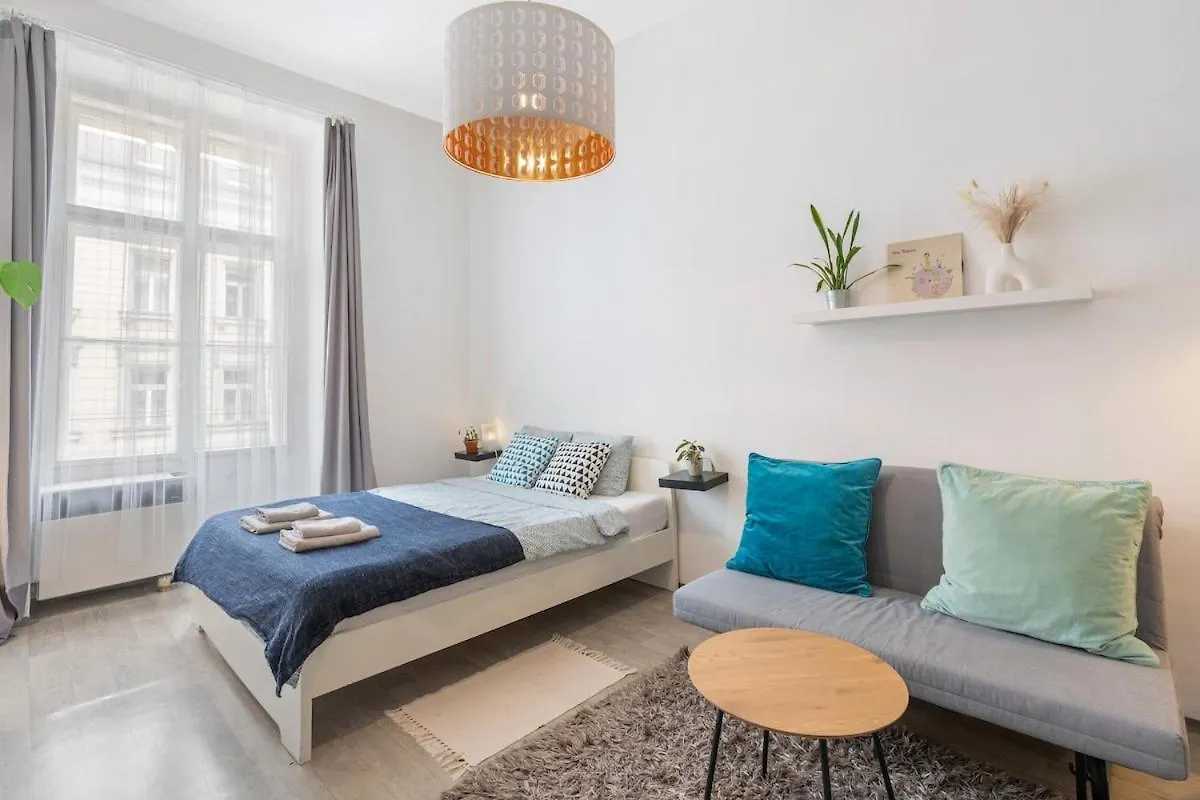 Cozy Warm Studio In Prague City Center